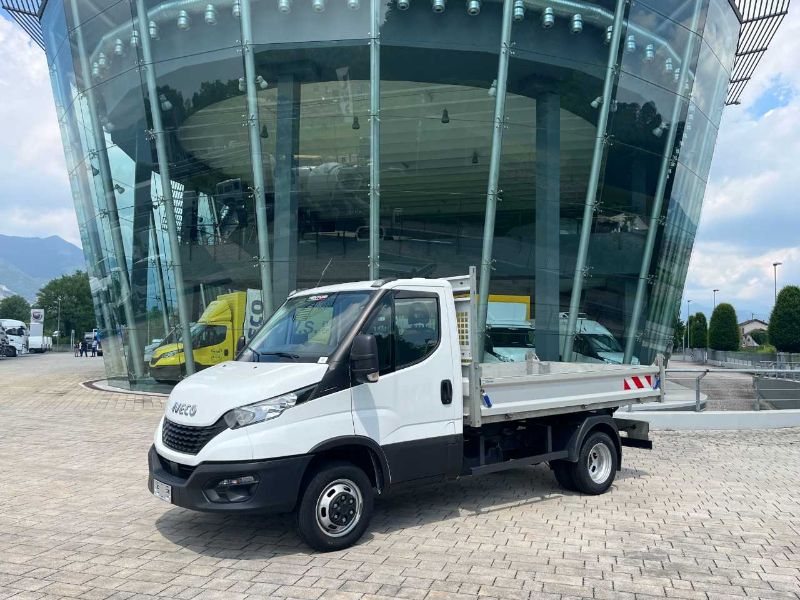 IVECO 35C14 H - CASSONE RIBALTABILE TRILATERALE - Lombardia Truck