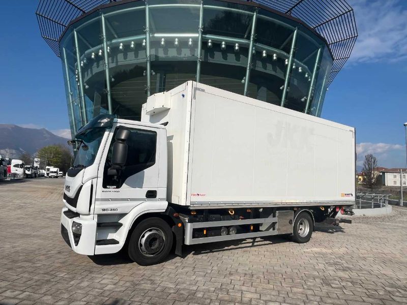 IVECO ML120E25/P - FURGONE CON SPONDA CARICATRICE POSTERIORE - Lombardia Truck